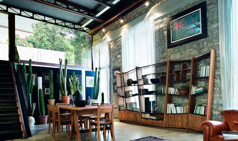 devrina nais arredamento torino